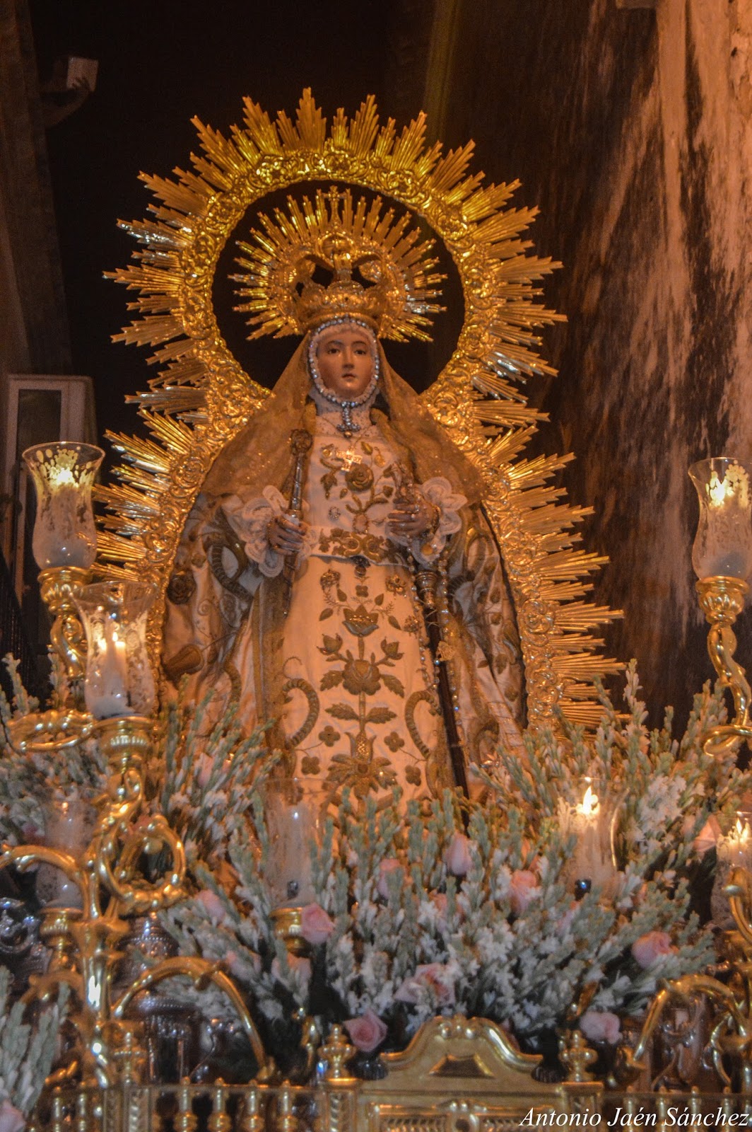 SOLEMNE NOVENA A LA SANTÍSIMA VIRGEN DE LAS NIEVES.