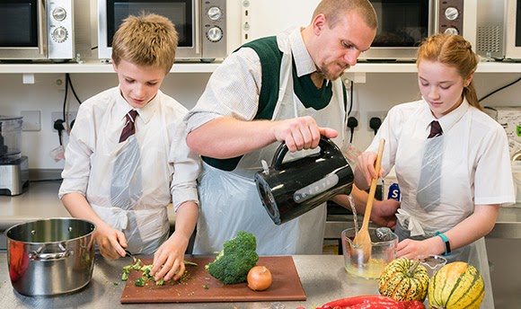 352 Judul Skripsi Pendidikan Ekonomi Terbaru Esai Edukasi