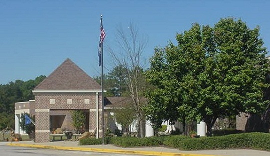  Forest Lake Elementary 