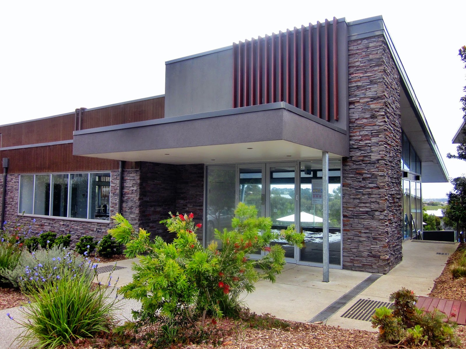 Kitchen Equipment Needed For A Cafe Kitchen Equipment Kitchen