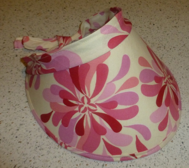 Quilting Buttercup: How to make a sun visor