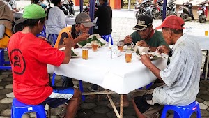 Warung di Kab. Pekalongan Ini Gratiskan Makan Siang 3 Kali Seminggu