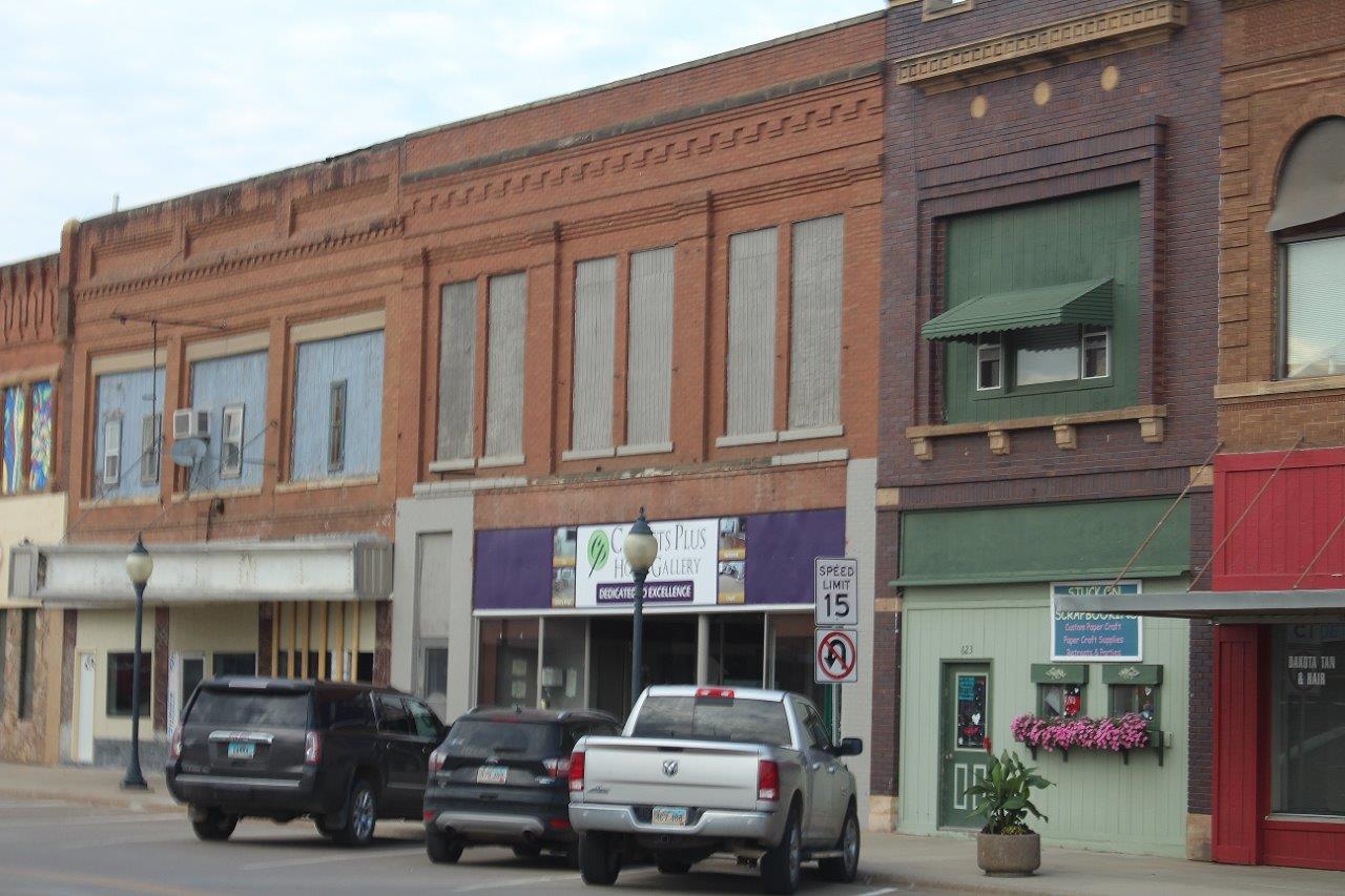 Sarah Lynn's Nature's Splendor Photos from Leola, South Dakota to Corsica, South Dakota