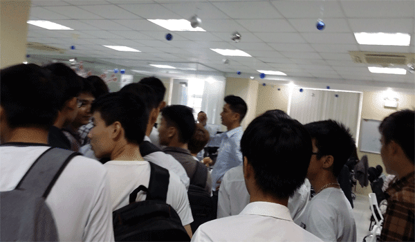 Sinh viên khoa CNTT trường Đại Học Đông Đô thăm quan thực tế websosanh