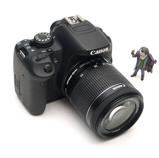 Canon 700D Lensa 18-55 STM SC Rendah