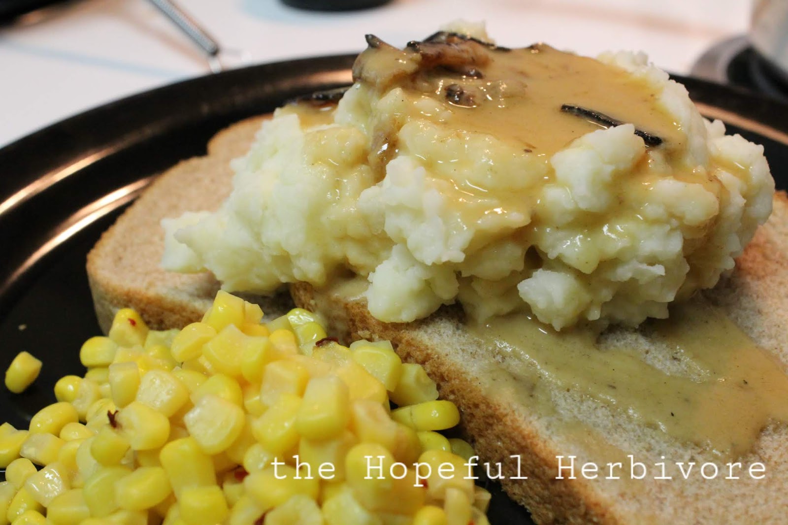 Caramelized Onion Gravy & Mashed Potatoes