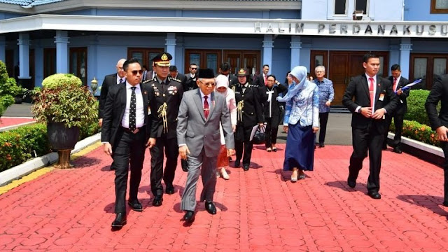Ma'ruf Amin Bertolak ke Jepang Hadiri Penobatan Kaisar Naruhito Ma'ruf Amin Bertolak ke Jepang Hadiri Penobatan Kaisar Naruhito