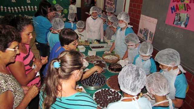 Roncador: Escola Monteiro Lobato realiza Feira do Empreendedor