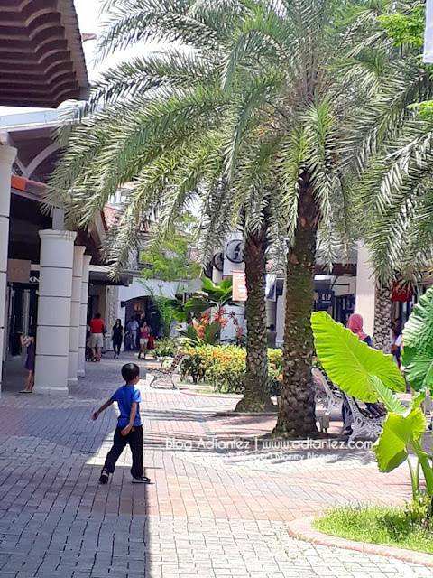 johor premium outlet JPO