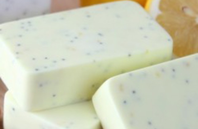 طريقة عمل صابون لتبيض المنطقة الحساسة