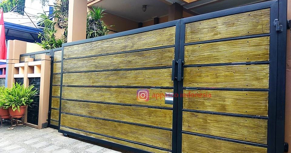Pagar Motif Kayu Model Minimalis Modern di Pondok Kelapa - Jual Kanopi