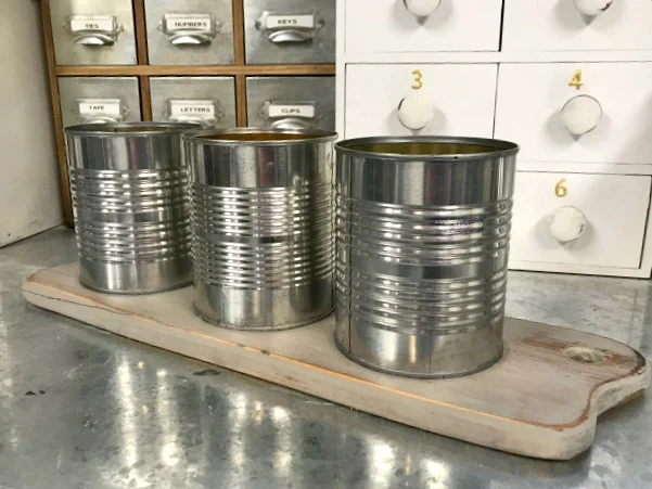 Recycled Tin Can Organizer 