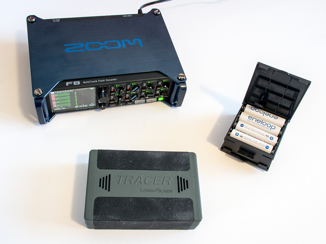 theatre of noise: Zoom F8: Powering the recorder