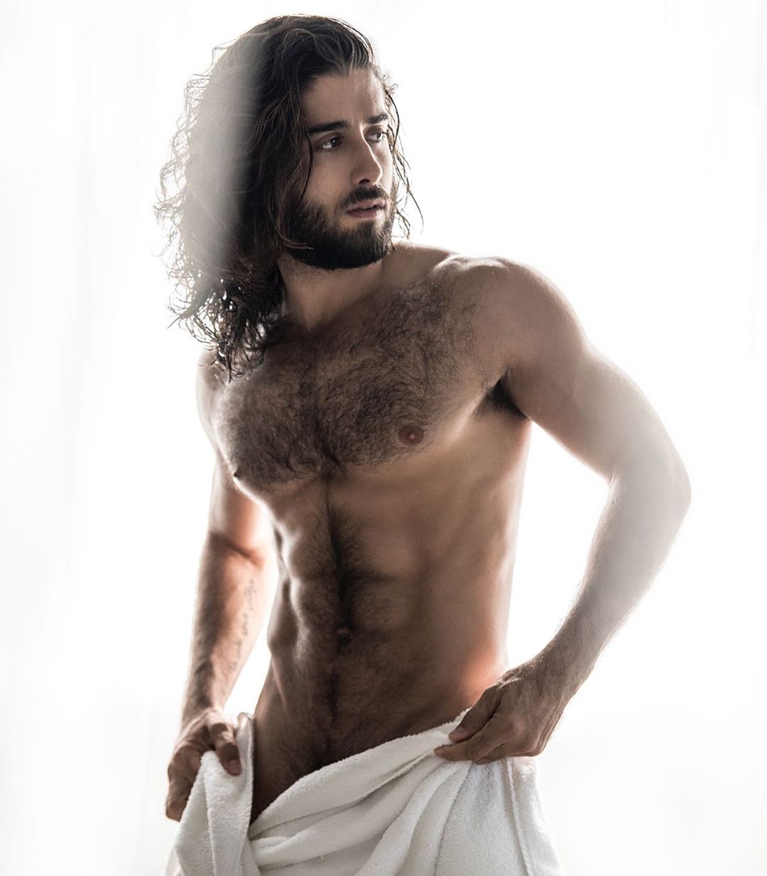 91138081_628131877968668_548034148146910