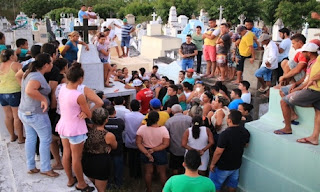 Resultado de imagem para Prima conta que prefeito abraÃ§ou vÃ­tima ao cometer assassinato; suspeito permanece foragido