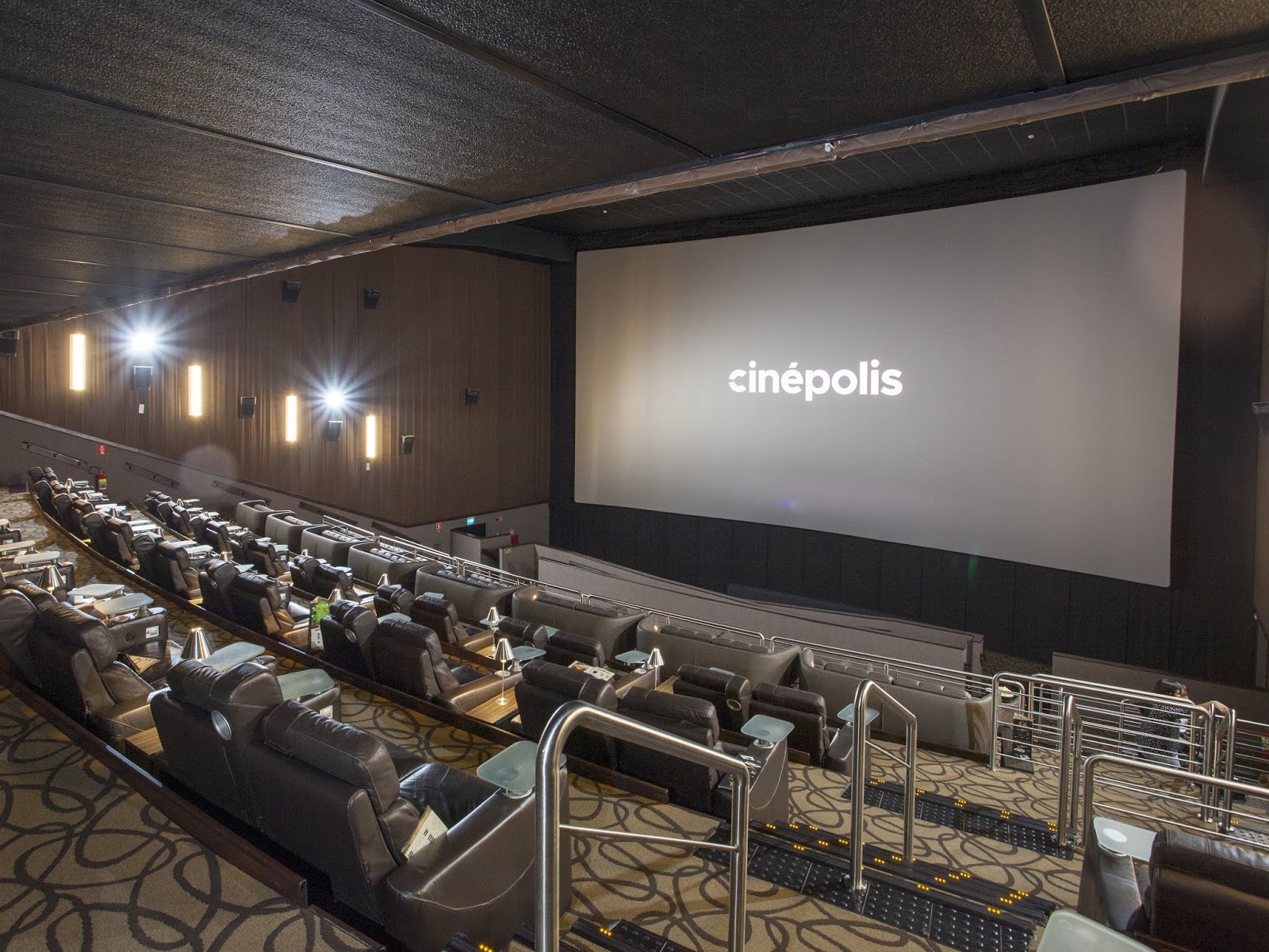 [News] Cinépolis Pátio Batel tem a primeira sala de arte do Brasil