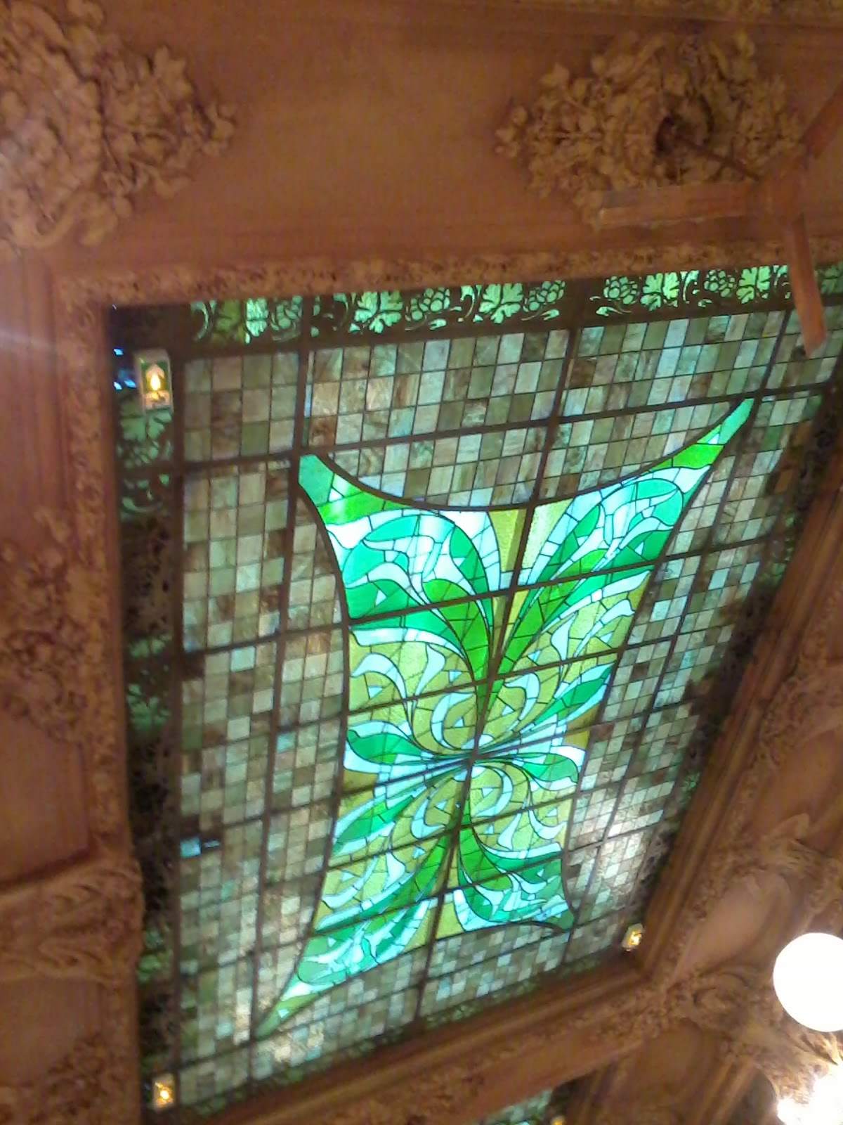 Paseos Art Nouveau Julien, 16, rue du Faubourg SaintDenis Paris