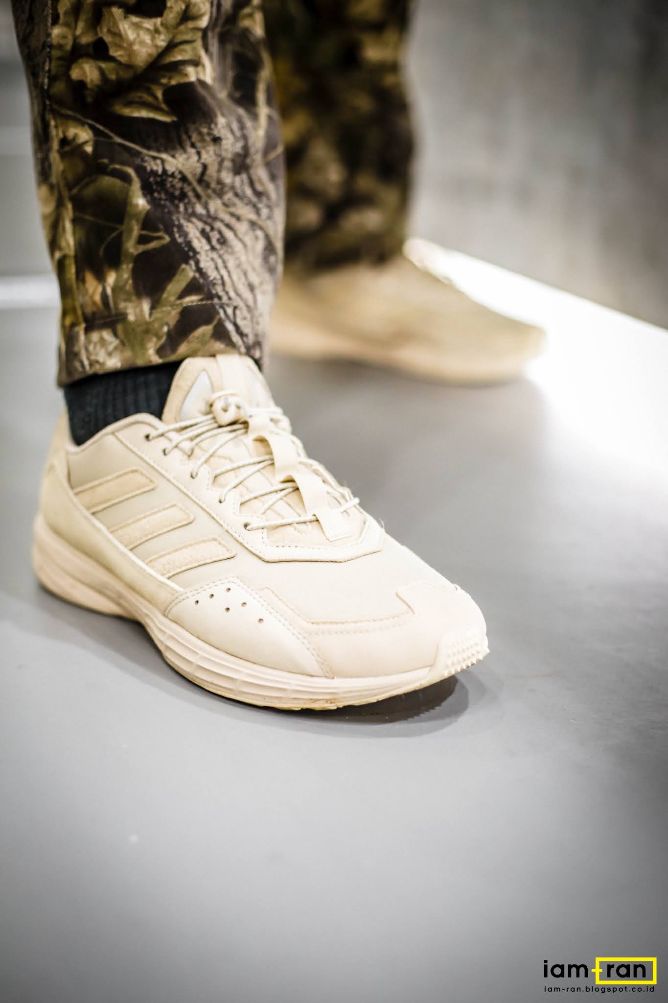 IAMRAN Adidas SL 20.2 x Invincible Invincible store in