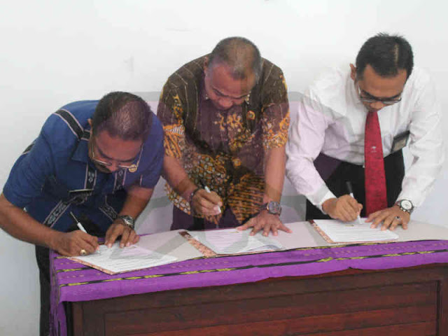 Bapenda Tanimbar, KP2KP Saumlaki dan Kantor Pertanahan Tanimbar MoU Rekonsiliasi Data Pembayaran Hak Atas Tanah dan Bangunan Bapenda Tanimbar, KP2KP Saumlaki dan Kantor Pertanahan Tanimbar MoU Rekonsiliasi Data Pembayaran Hak Atas Tanah dan Bangunan