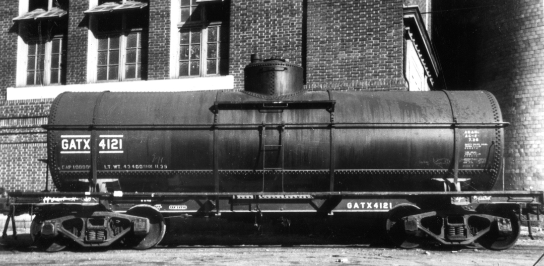 modeling the SP Tank cars in service