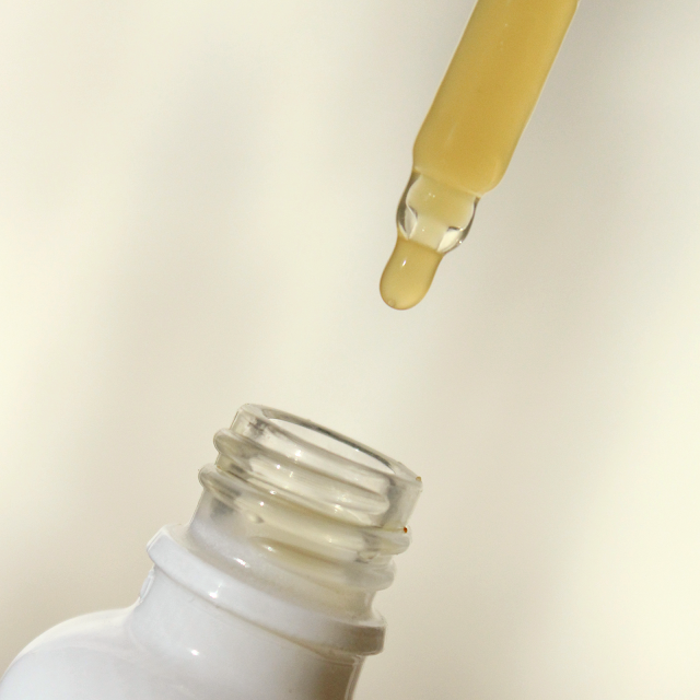 Review // cocokind Vitamin C Serum with Sea Grape Caviar