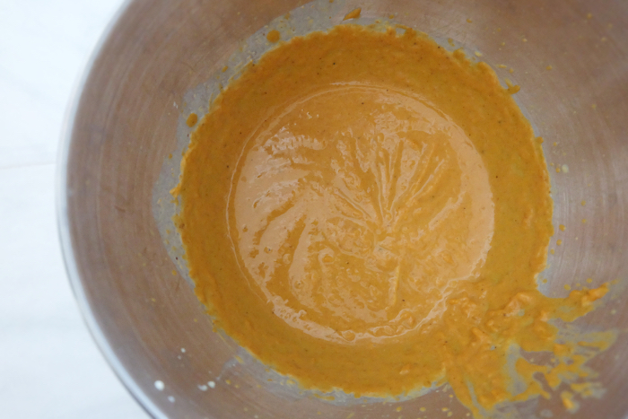 mini pumpkin pie ingredients blended together