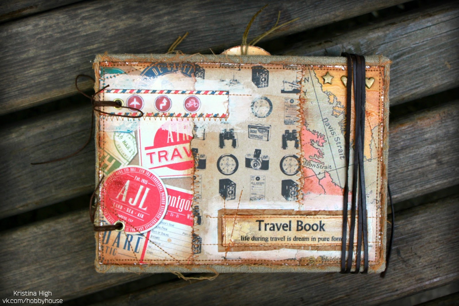 Нов трэвел. Book of Travels. Book of Travels игра. Travel booklet. Тревел-бук «путешествие копеечки».