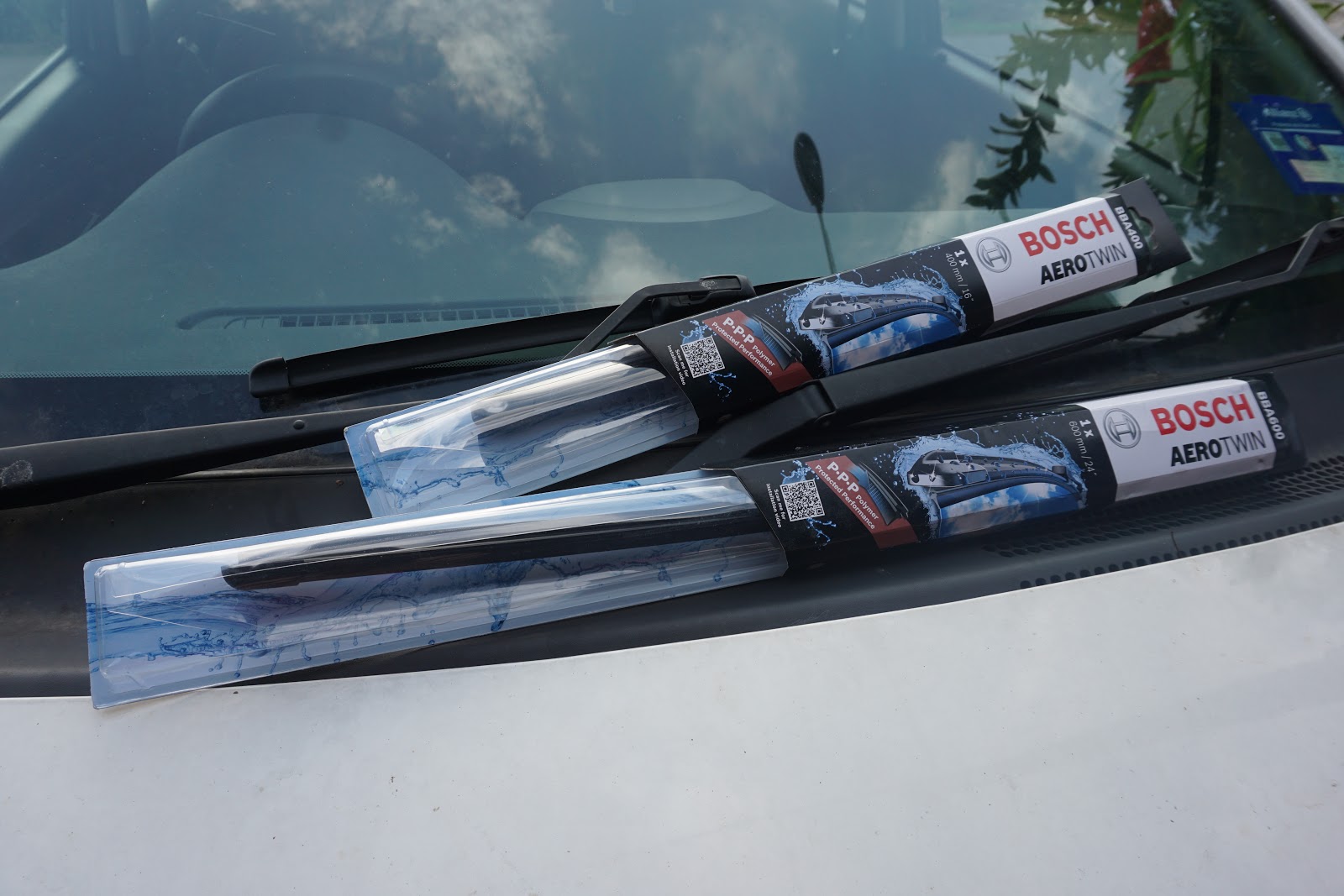BERBALOI KE GUNA PENGELAP CERMIN KERETA BOSCH AEROTWIN UNTUK KERETA ANDA?