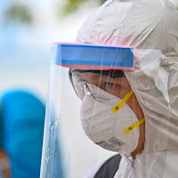 Bộ Y tế đưa giáo sư đầu ngành đến Đà Nẵng