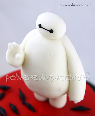 polvere di zucchero cake design torte decorate pasta di zucchero big hero 6 Baymax disney cartoni 