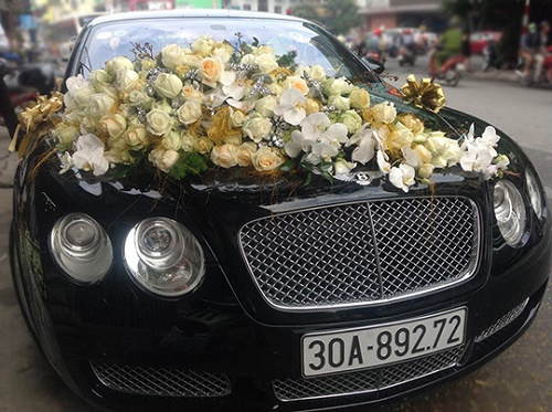 Thuê xe cưới với các mẫu xe hoa bắt mắt cho bạn