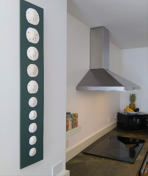 Coastal Nautical Beach Art Ideas for the Kitchen