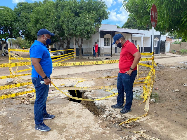 Alcaldía de Riohacha, operadores de servicios públicos y organismos de socorro, trabajan en sectores inundados