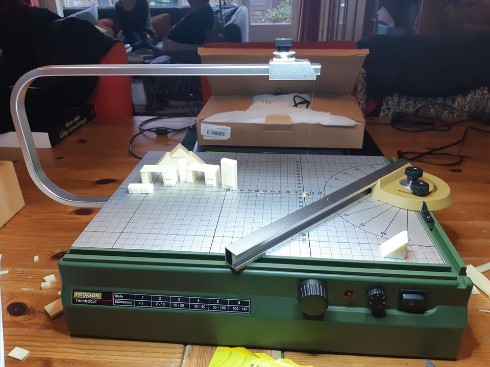 Pijlie´s Wargames Blog Proxxon Styrofoam cutter first tryout