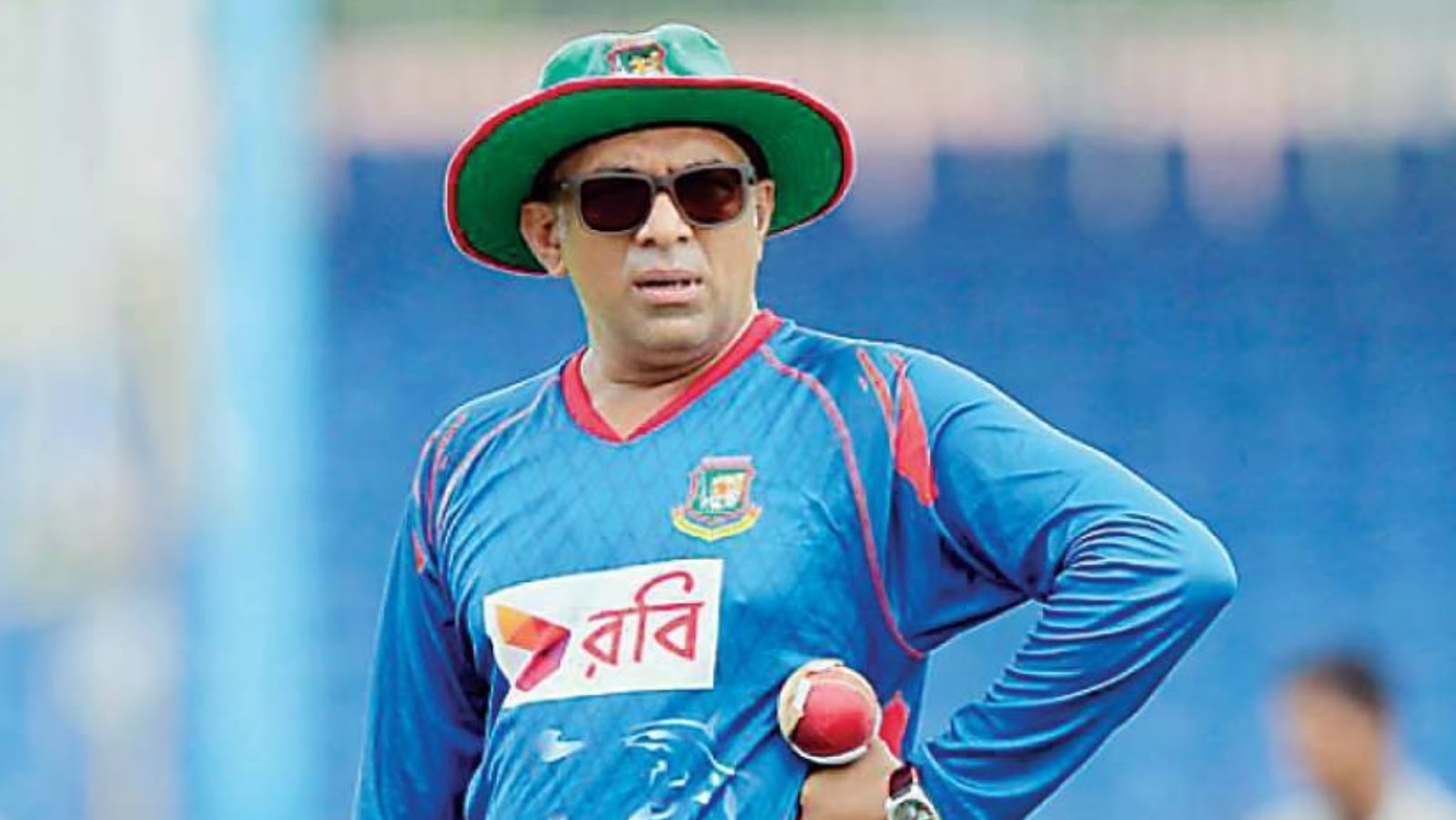 How much bangladesh cricket coach Chandika Hathurusingha earn