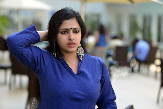 Malayalam Actress Anu Sithara Latest Cute Stills 3
