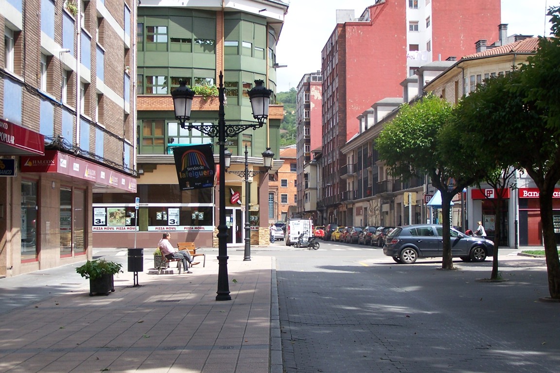 La Felguera antes y ahora Calles La Salle y JesusF. Duro