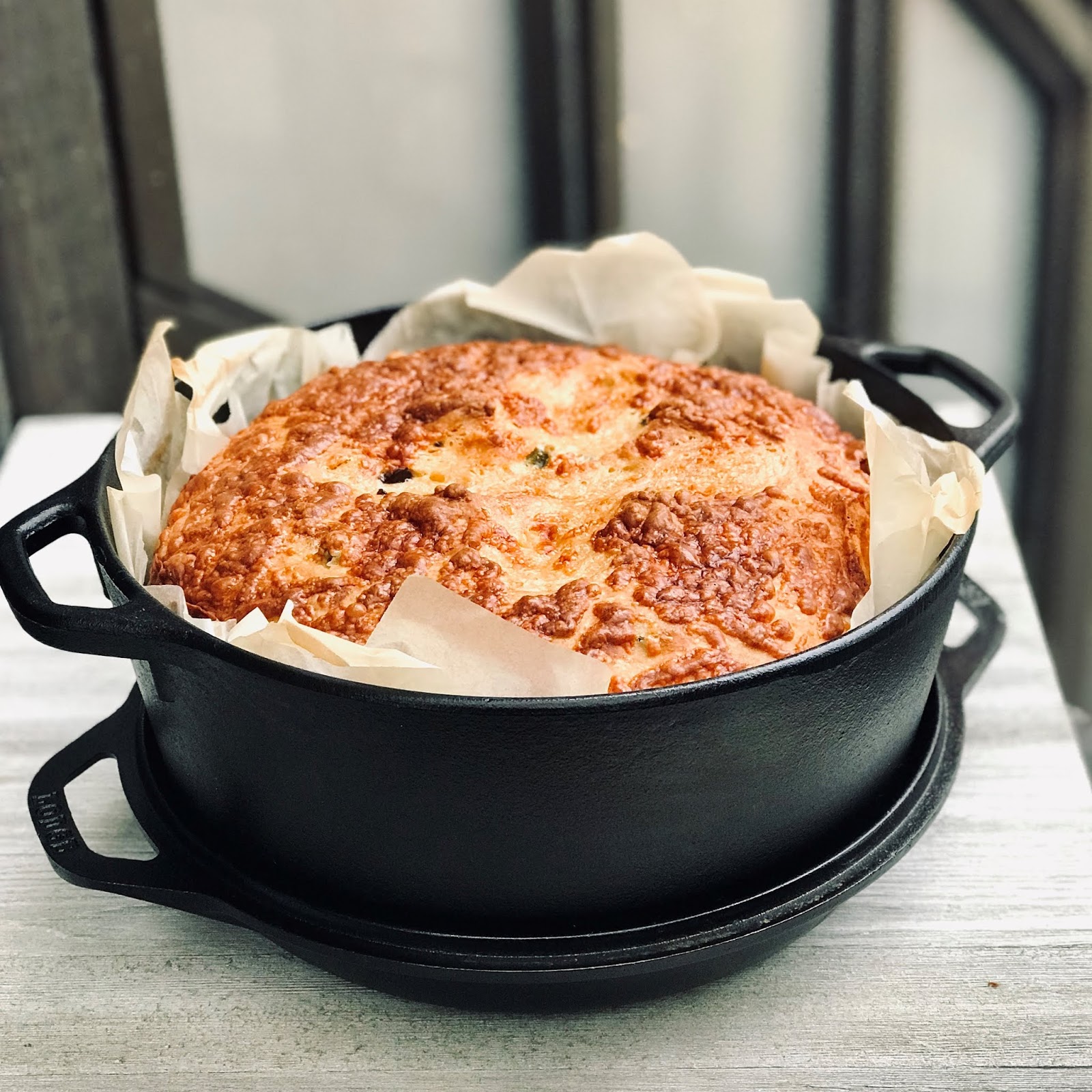 'Cause it's always delicious! Хляб с Халапеньо и Чедър / DutchOven