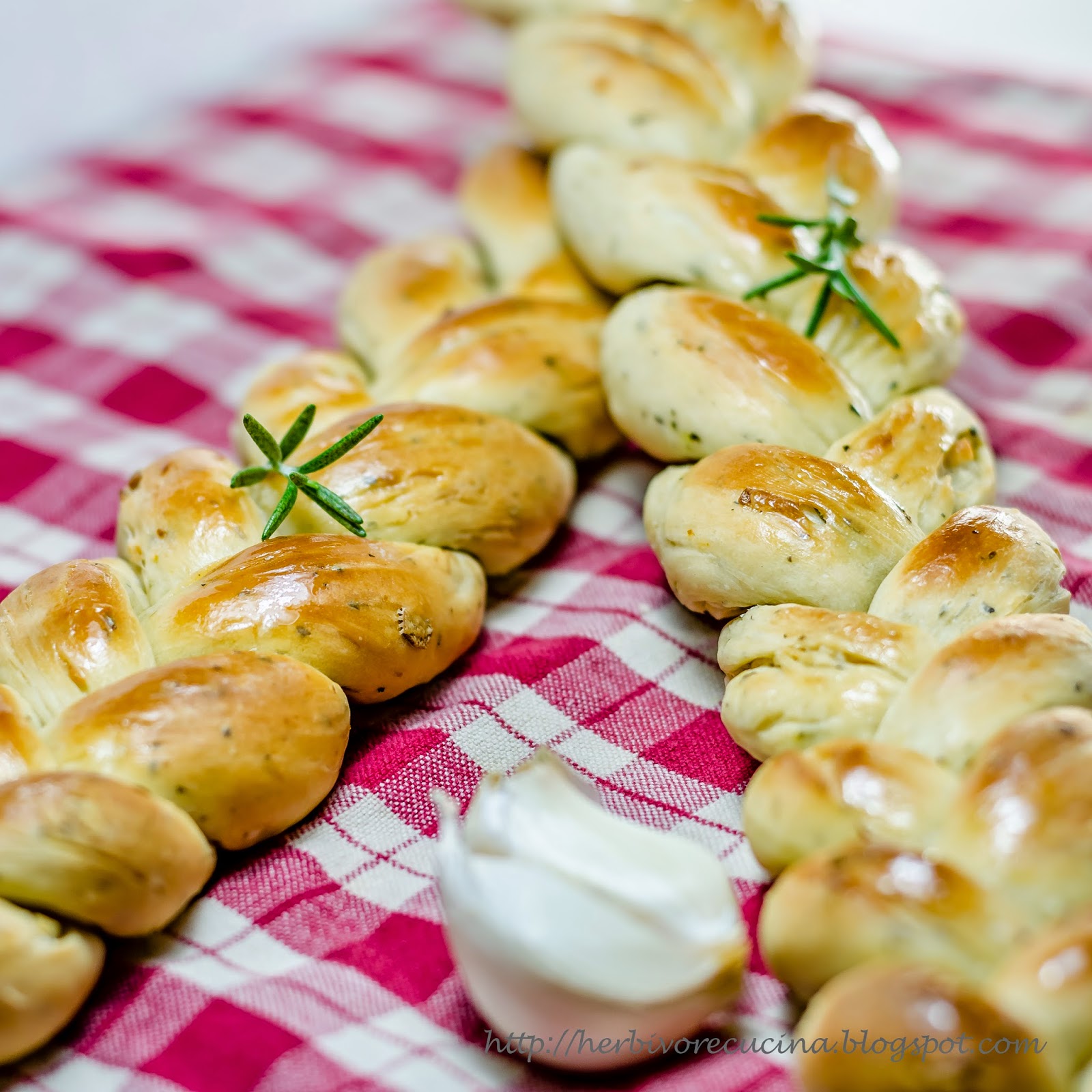 Herbivore Cucina Rosemary Garlic Braid Bread