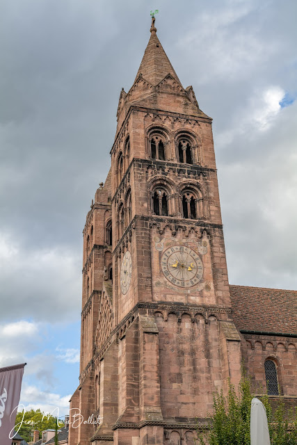 L'église Saint-Léger de Guebwiller : une des plus grandes réalisations de l'architecture romane tardive en Alsace.