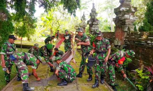 Jelang Kedatangan SBY, TNI Bersihkan TMP Tabanan