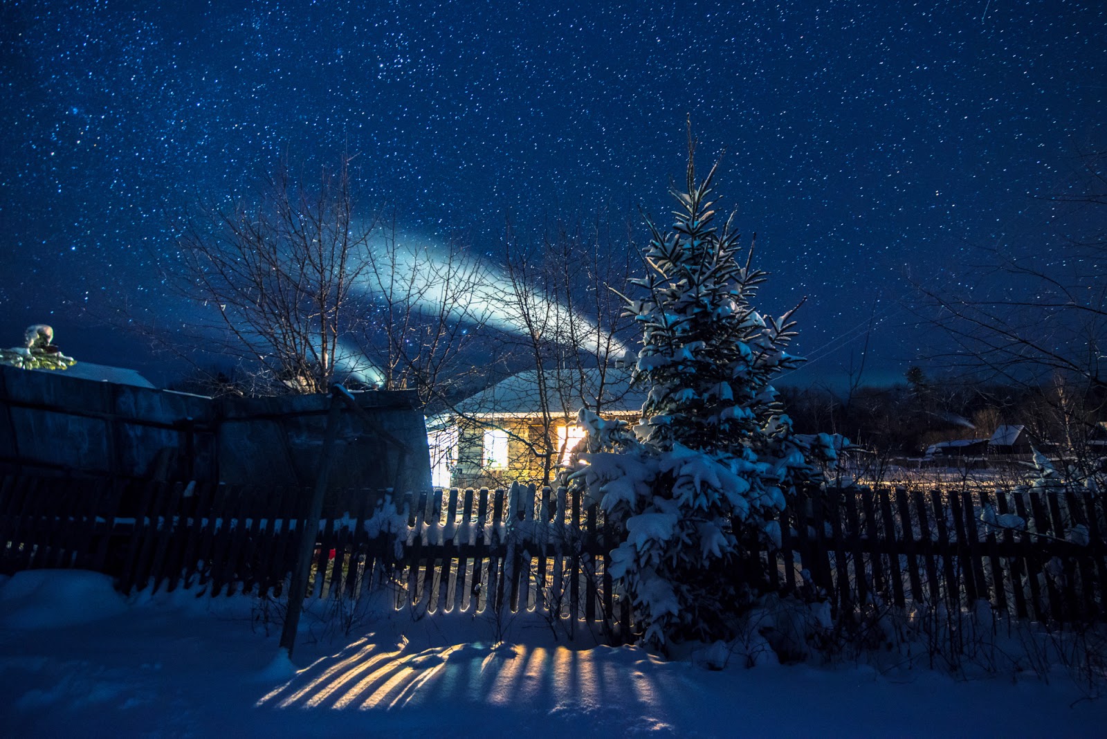 зимняя ночь в деревне храм. рождество церковь. ночь над рождеством. зима рождество. деревня диканька в ночь перед рождеством.
