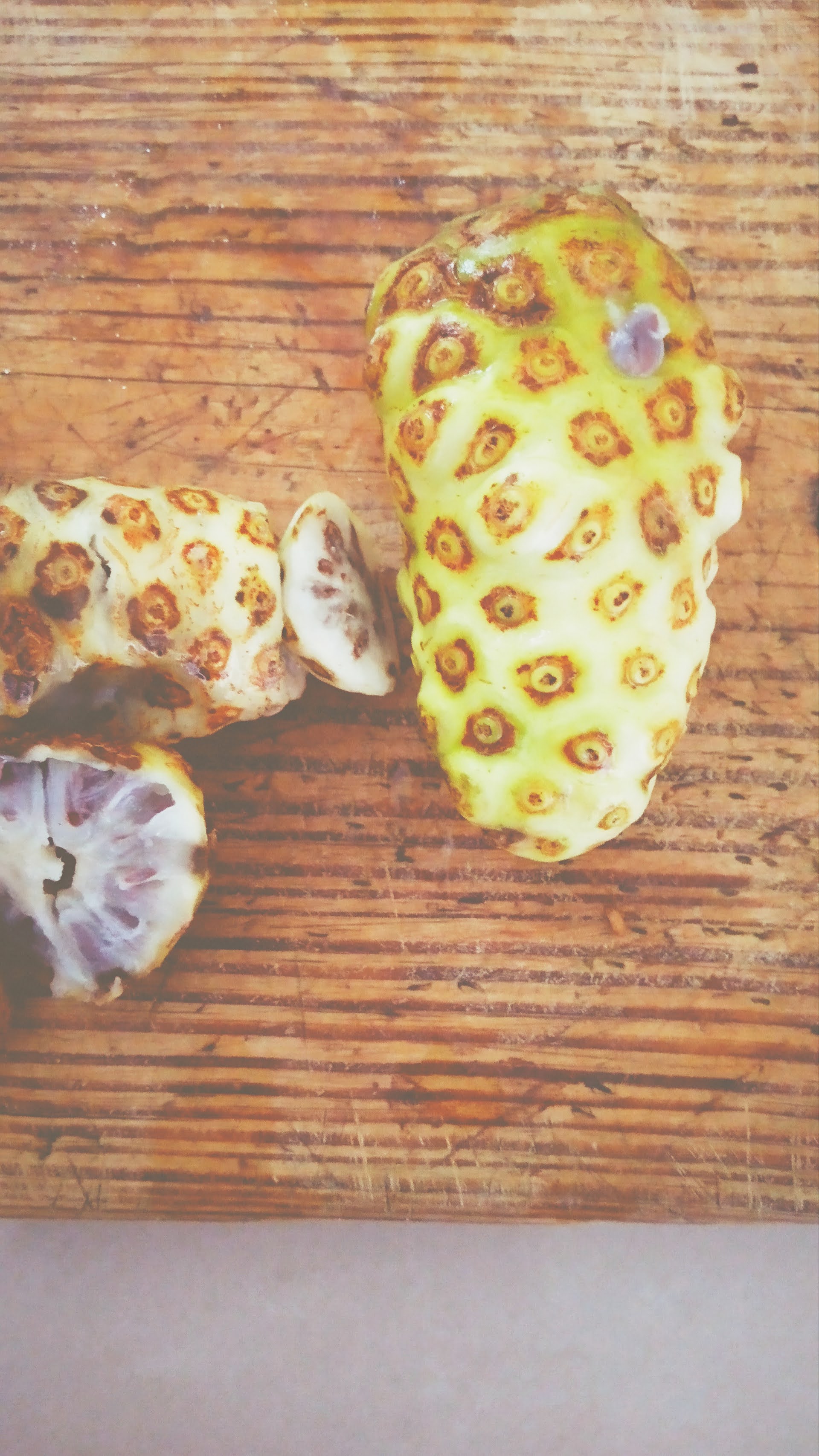 Beneficios y Tratamiento de Noni Para el Cabello