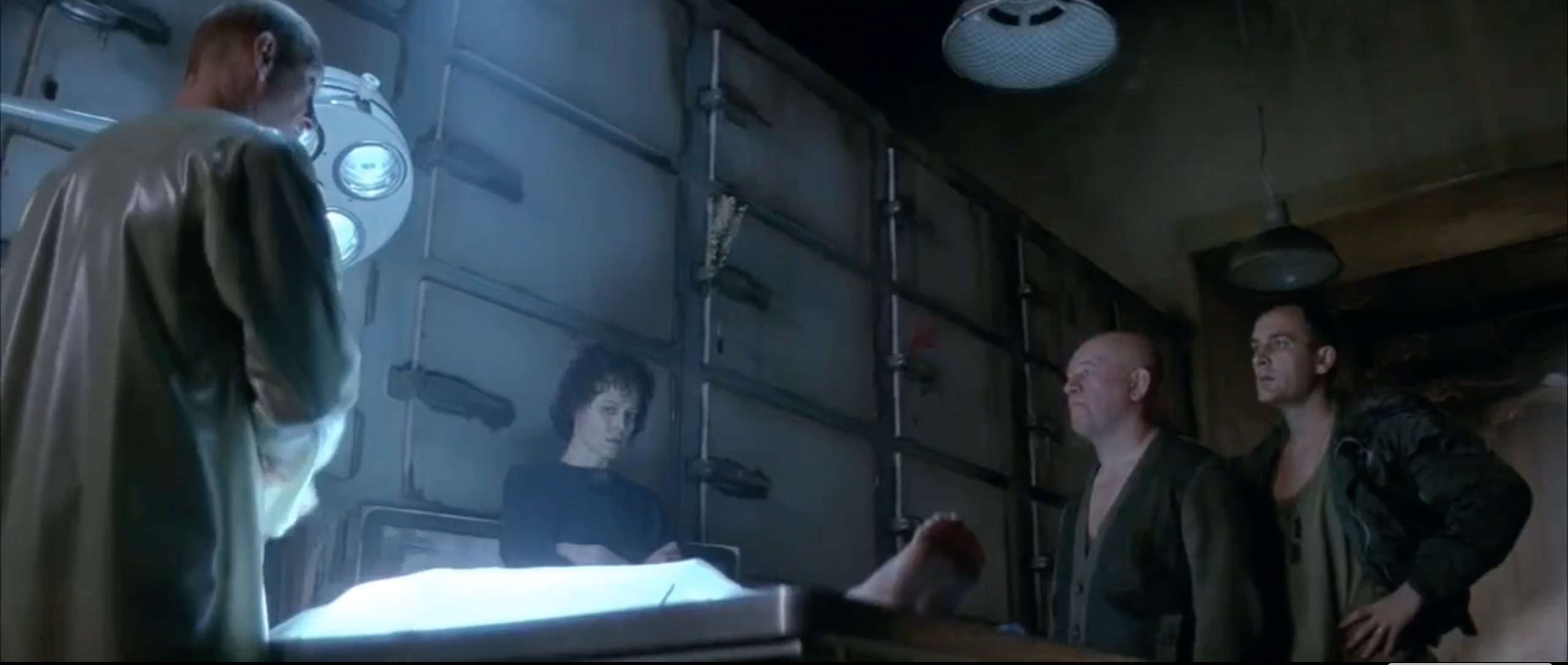 Рипли чужой 3. Чужой 3 содержание. Чужой 3 режиссерская версия. Чужой 1992 дэвида финчера. Чужой 3 содержание.