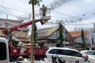 diterjang hujan angin kerusakan lampu citywalk langsung diperbaiki m 292526