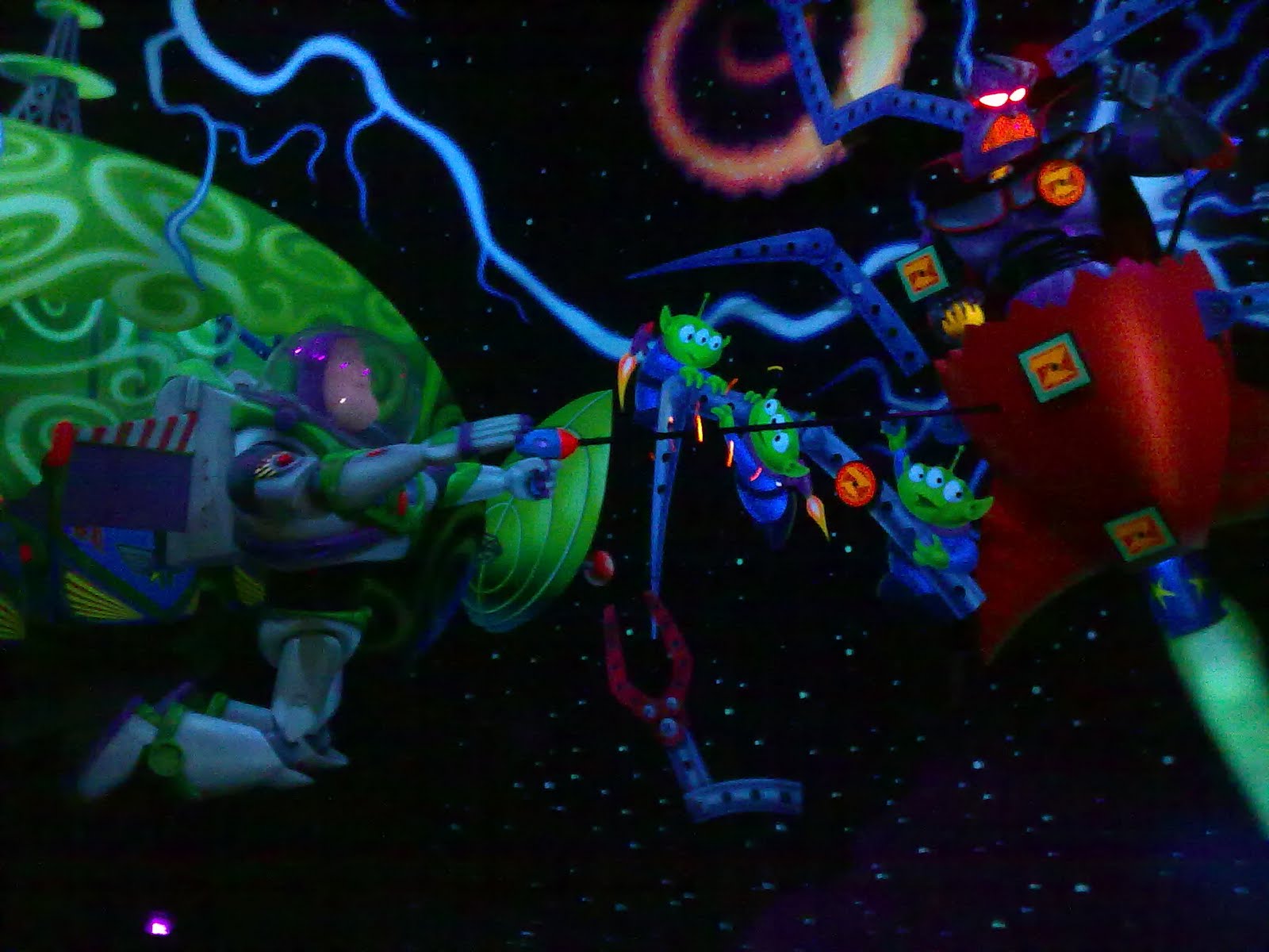 UNIVERS DISNEY Buzz l'éclair , l'attraction