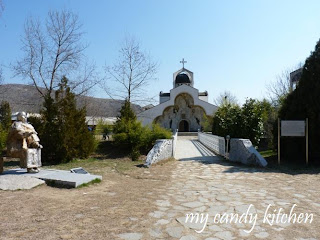 Рупите, Рожен, Златолист