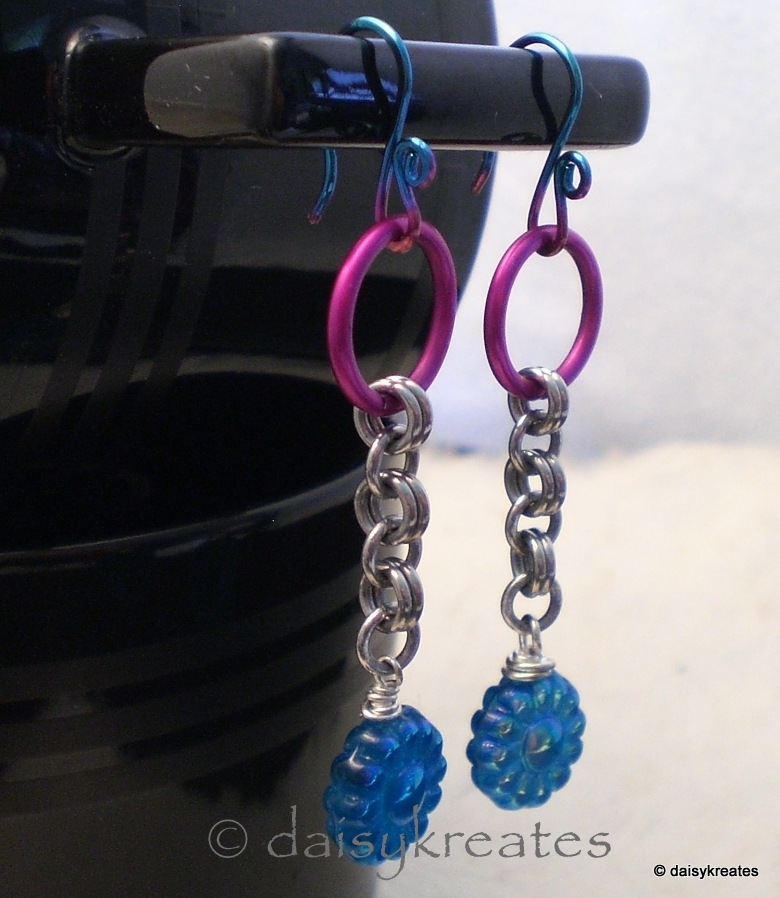 daisykreates Blue Daisies Earrings with Color Coordinated Niobium Ear