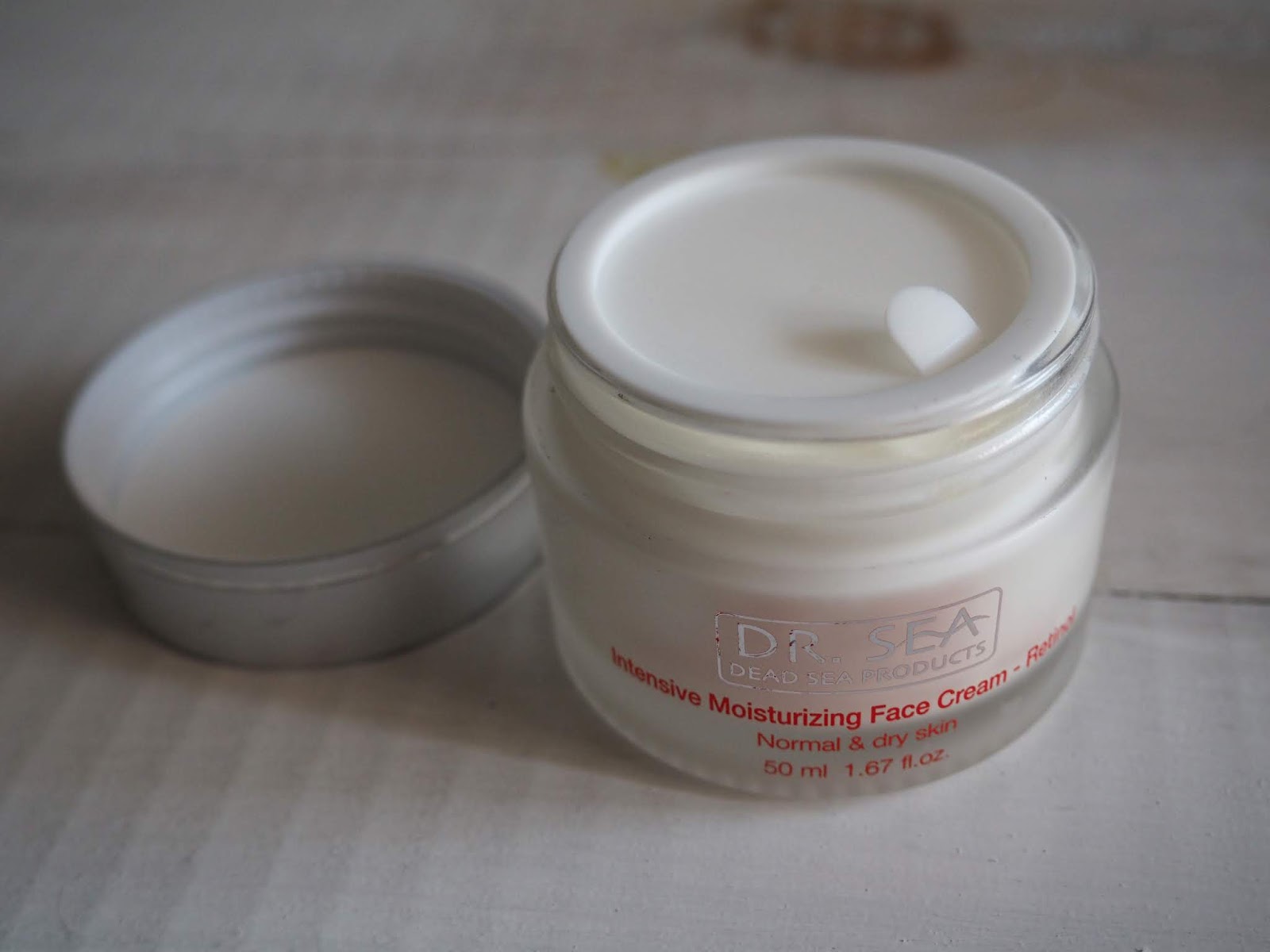 Dr. Dr. израильская уходовая косметика доктор сеа. Dr sea retinol. Dr sea ночной крем с ретинолом.