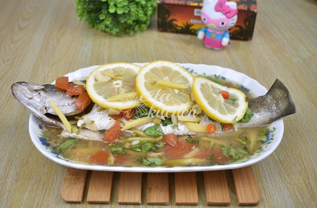 Ikan Siakap Masak Stim, masak kukus ala thai dengan perahan jus lemon